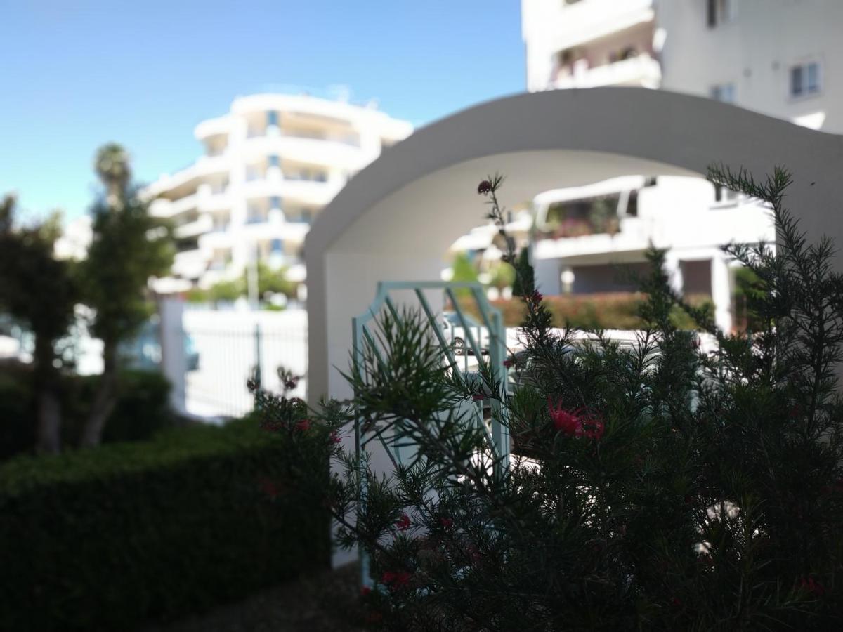 Thalia Apartment In Kalamata, 15' Walk From The City Center And The Beach Exterior foto
